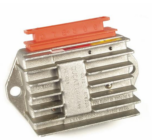 Régulateur de tension PIAGGIO